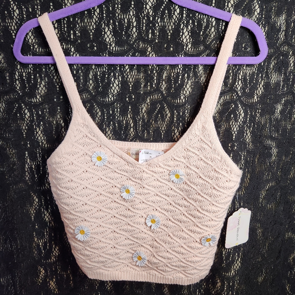crochet flower crop top